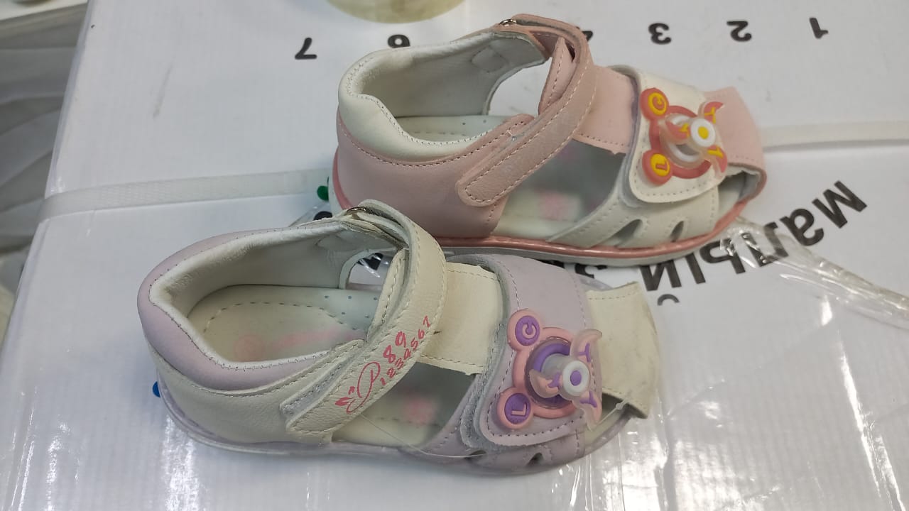 Детские босоножки  FASHION SO-254-92 (12 пар в коробе, 26-31 размер) Детские босоножки  FASHION SO-254-92 (12 пар в коробе, 26-31 размер)