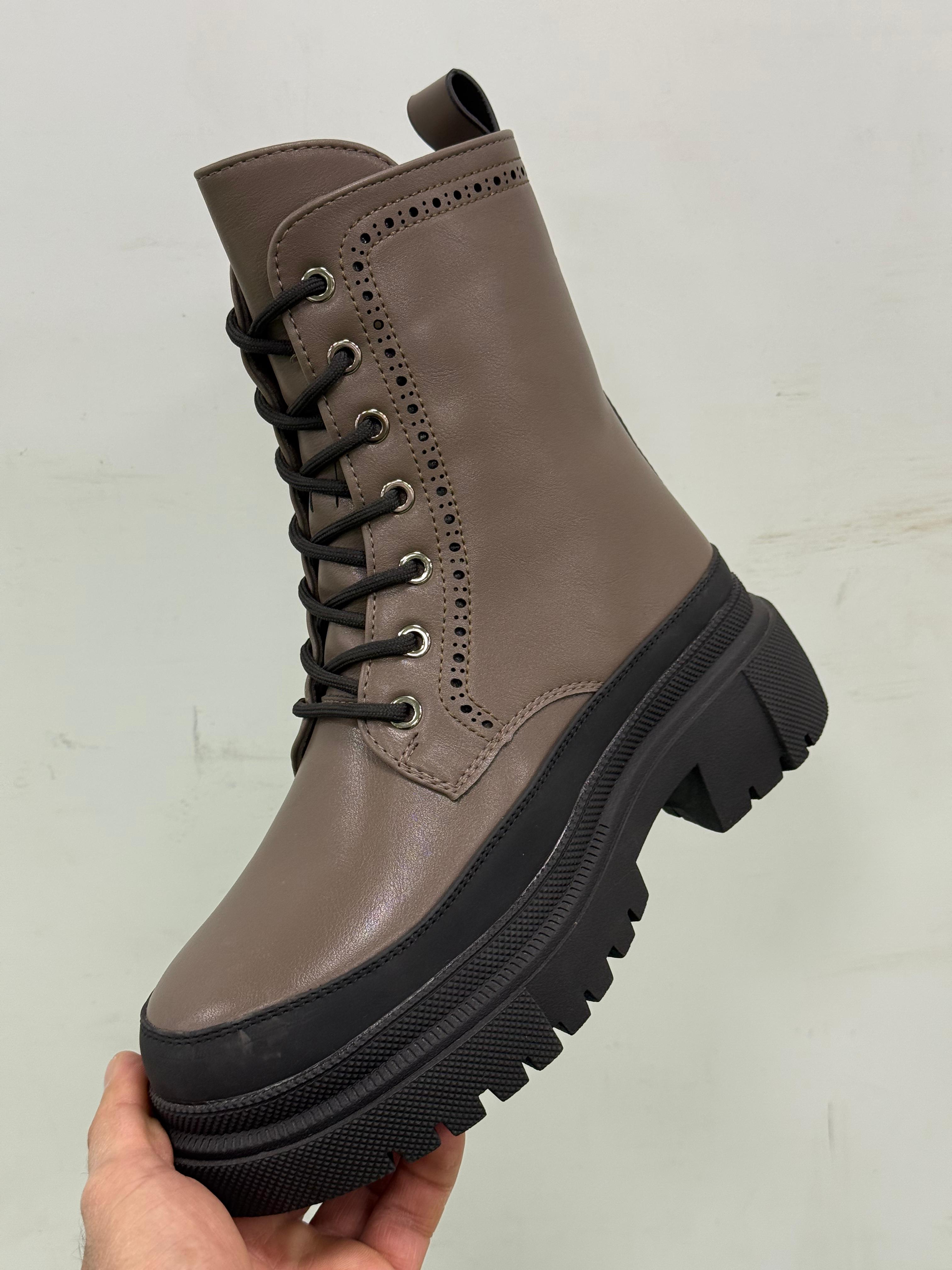 Женские ботинки  FASHION SO-267-13 (8 пар в коробе, 36-41 размер)