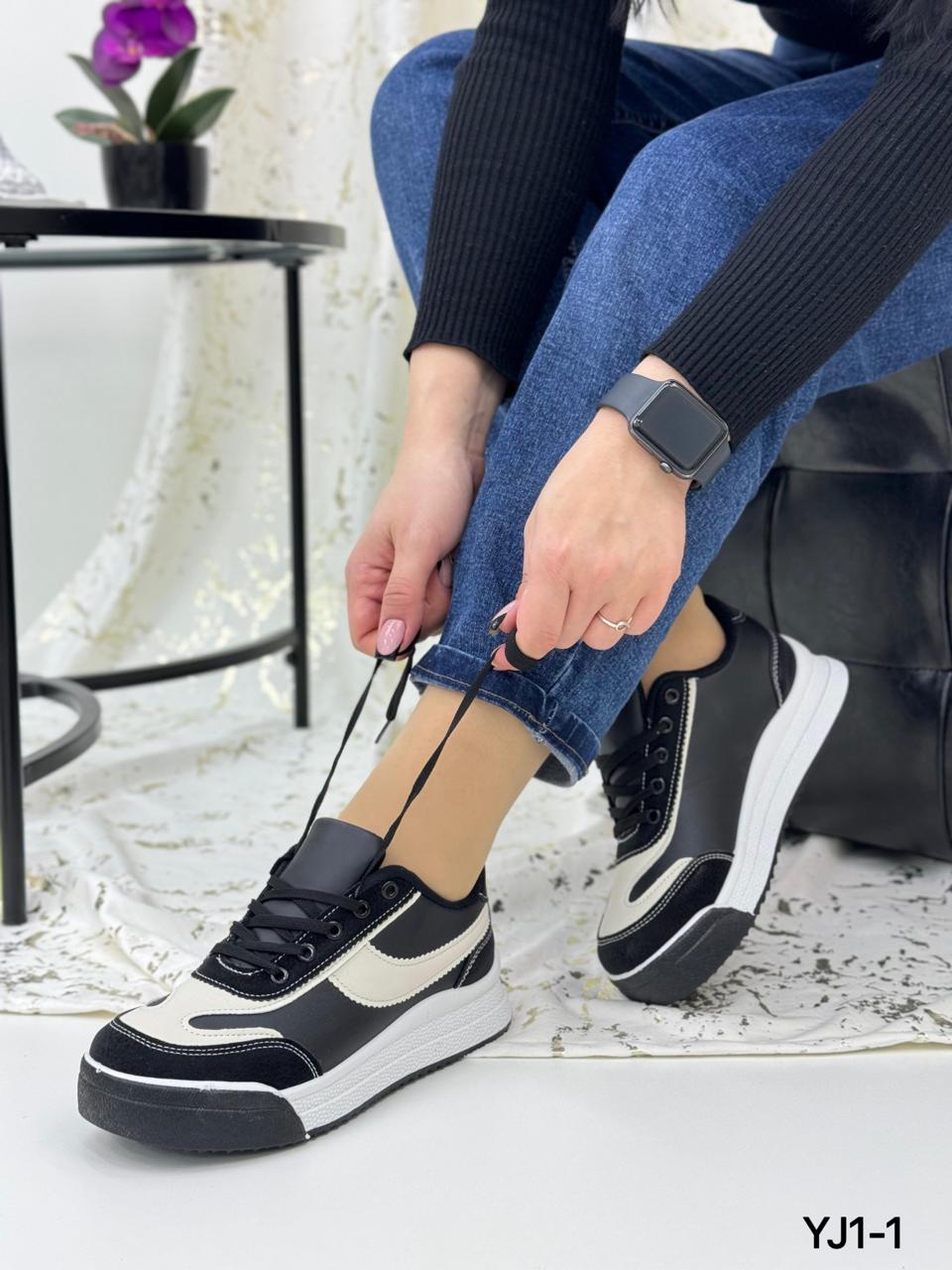 Женские весенние кроссовки FASHION SO-248-100 (8 пар в коробе, размер 36-41)