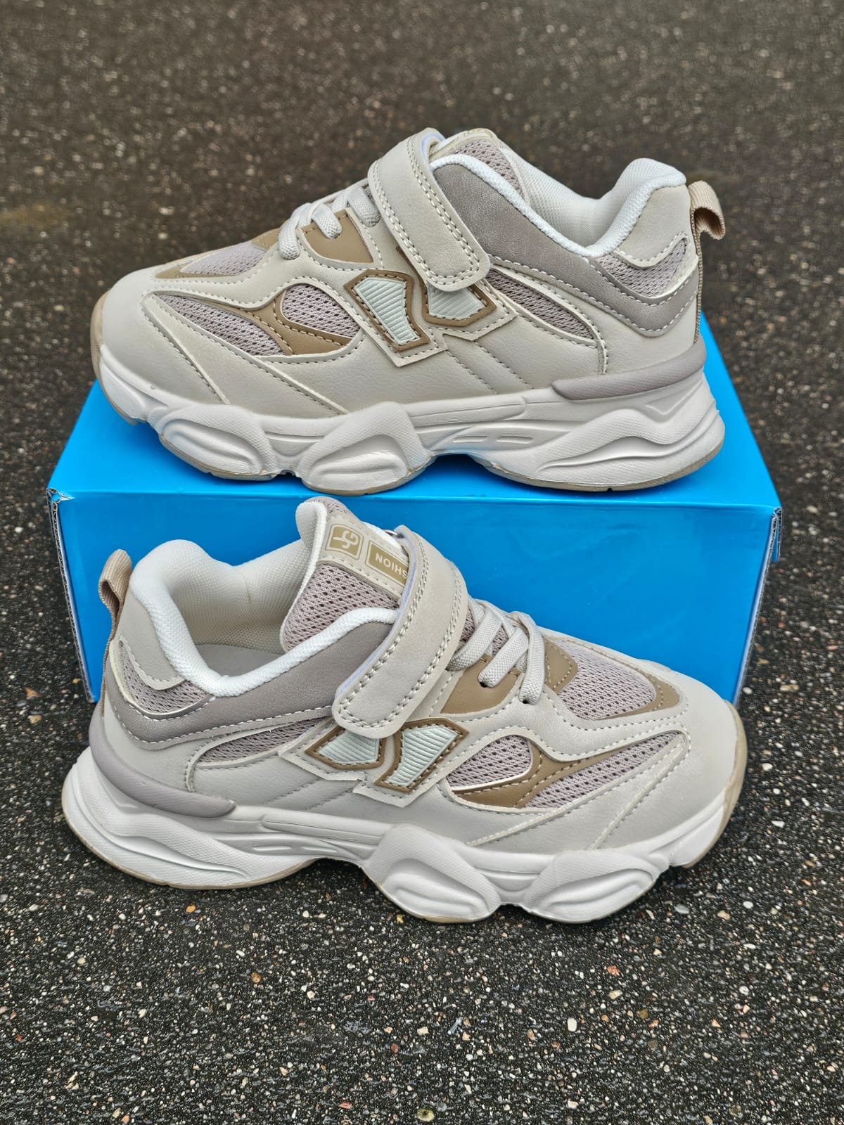 Детские кроссовки  FASHION SO-252-43 (8 пар в коробе, 32-37 размер) Детские кроссовки  FASHION SO-252-43 (8 пар в коробе, 32-37 размер)