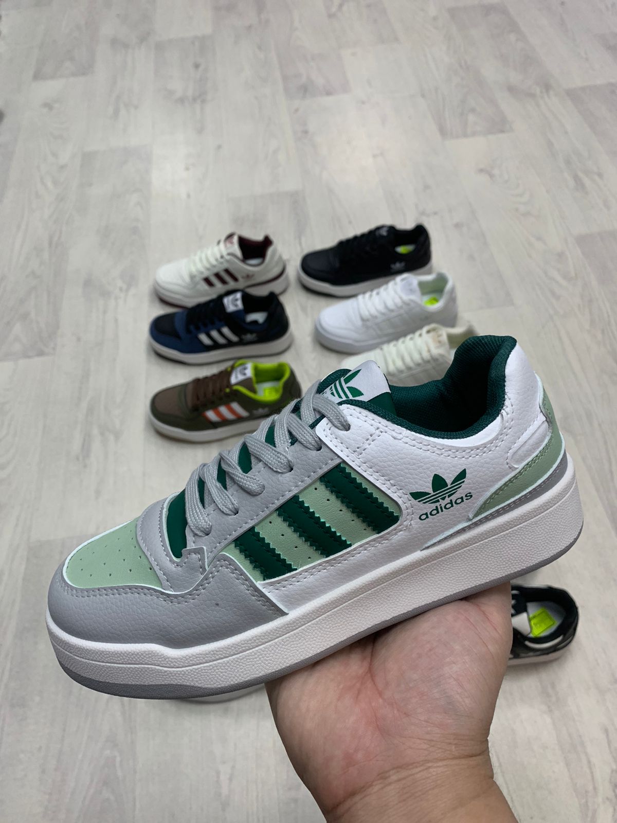 Женские весенние кроссовки MEITESI SO-224-134 (8 пар в коробе, размер 36-41)