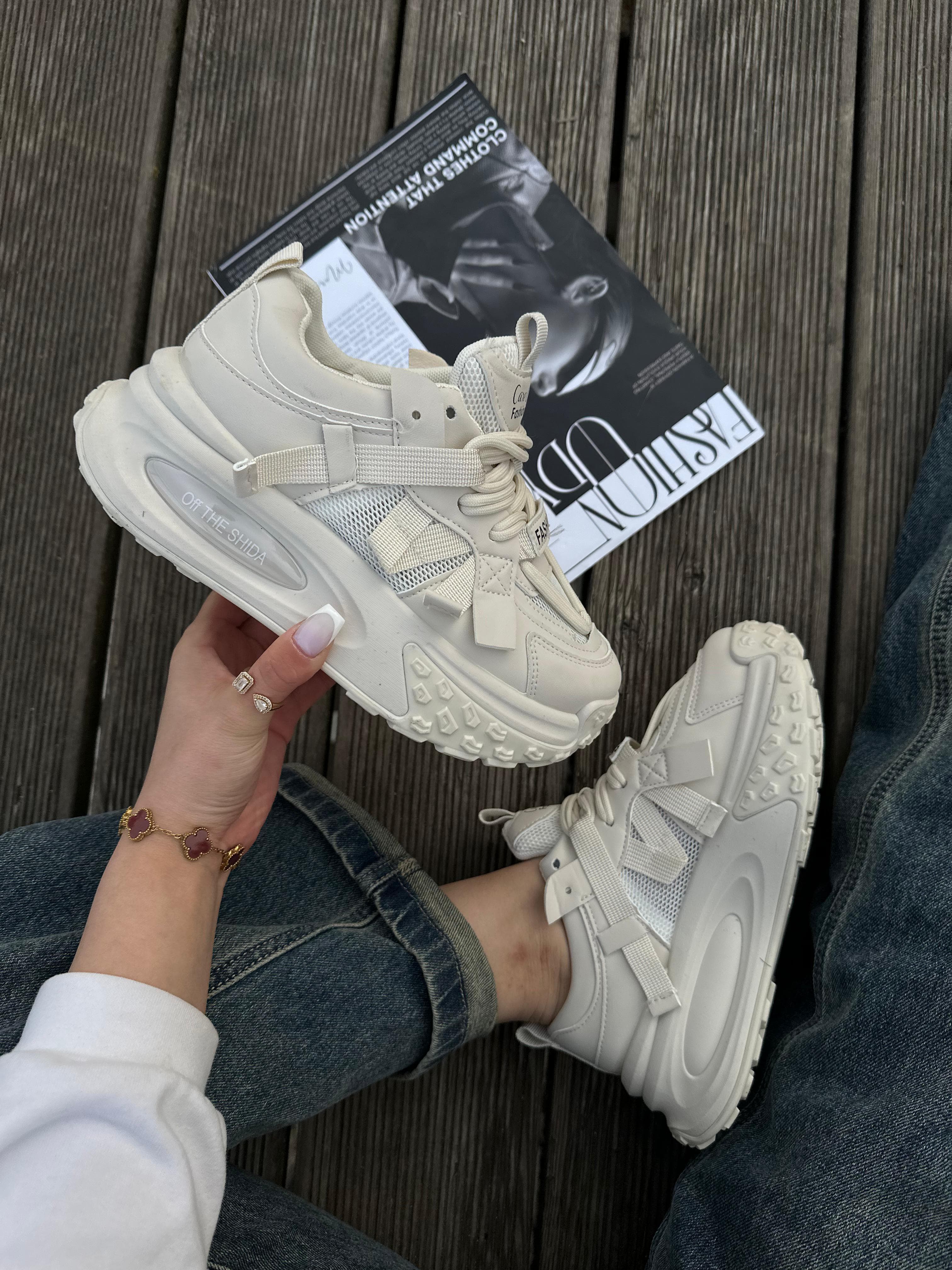 Женские кроссовки  FASHION SO-255-60 (8 пар в коробе, 36-41 размер)