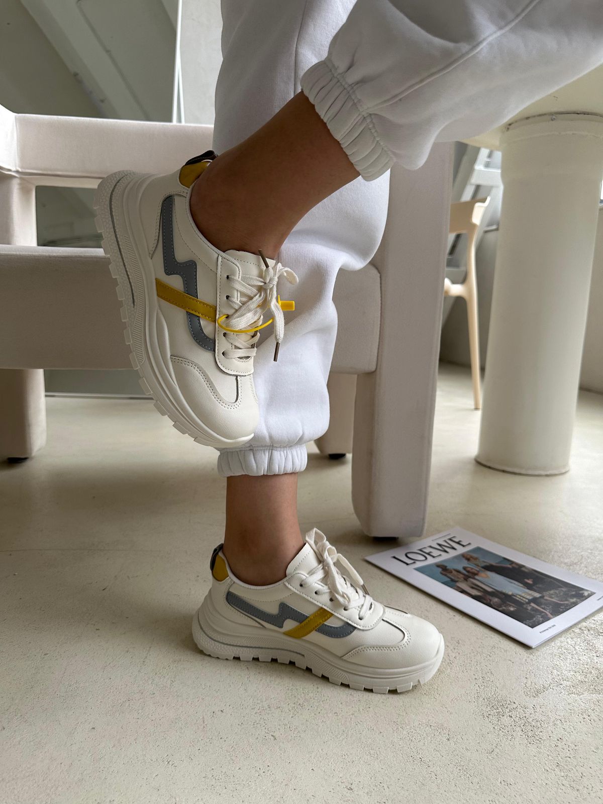 Женские кроссовки  FASHION SO-252-110 (8 пар в коробе, 36-41 размер)