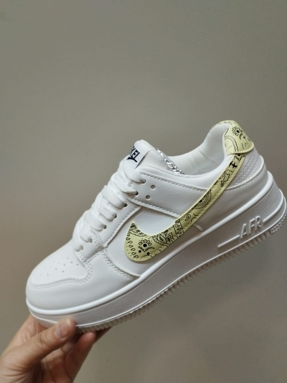 Женские весенние кроссовки AIR SO-222-212 (8 пар в коробе, размер 36-41)