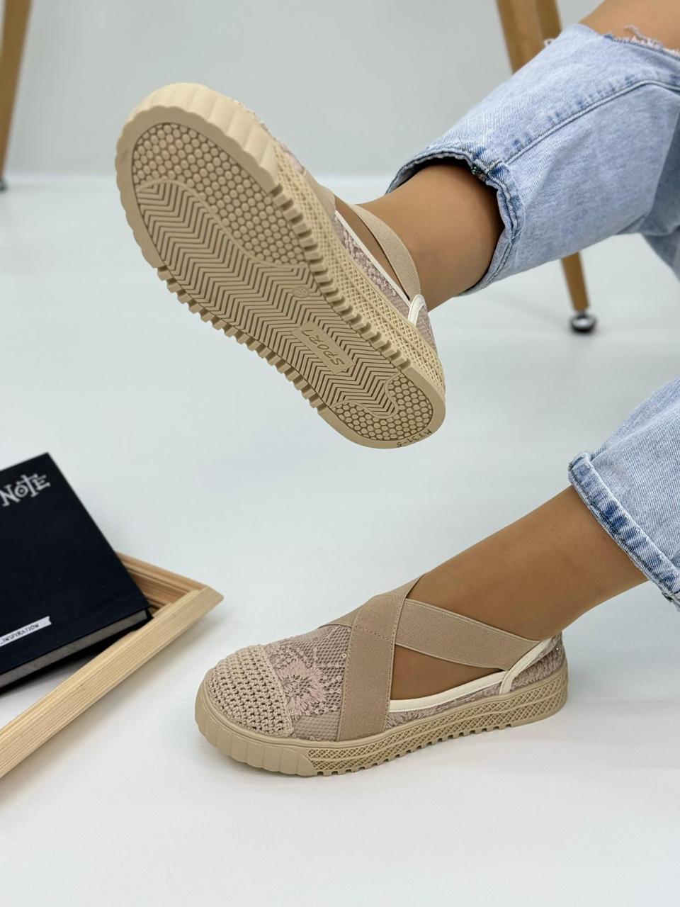 Женские весенние туфли SUYIFEIYA SO-246-152 (8 пар в коробе, размер 36-41)