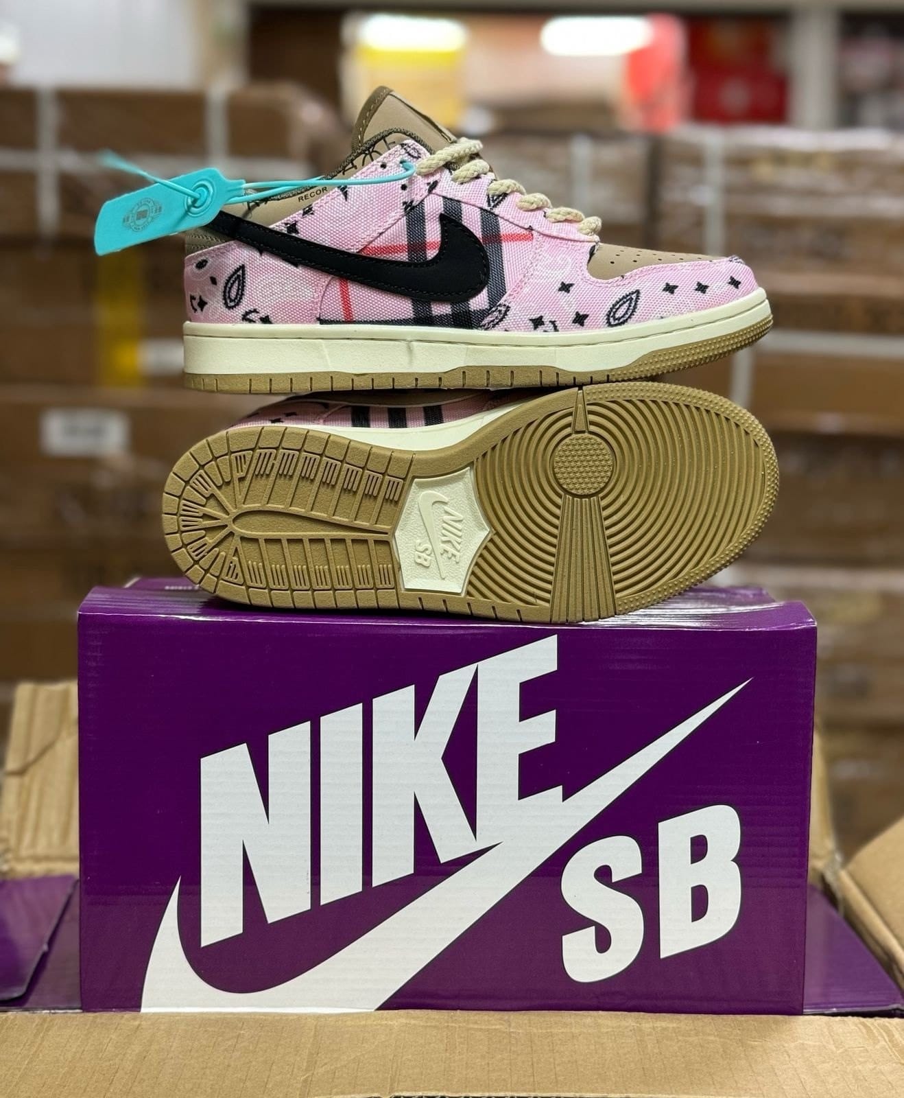 Женские кроссовки  FASHION SO-262-245 (8 пар в коробе, 36-41 размер)