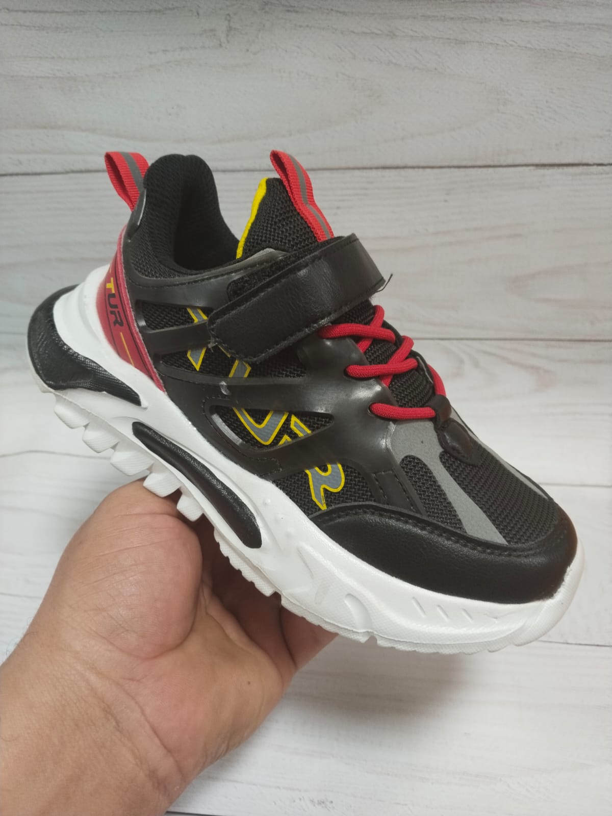 Детские кроссовки  FASHION SO-261-350 (8 пар в коробе, 32-37 размер)