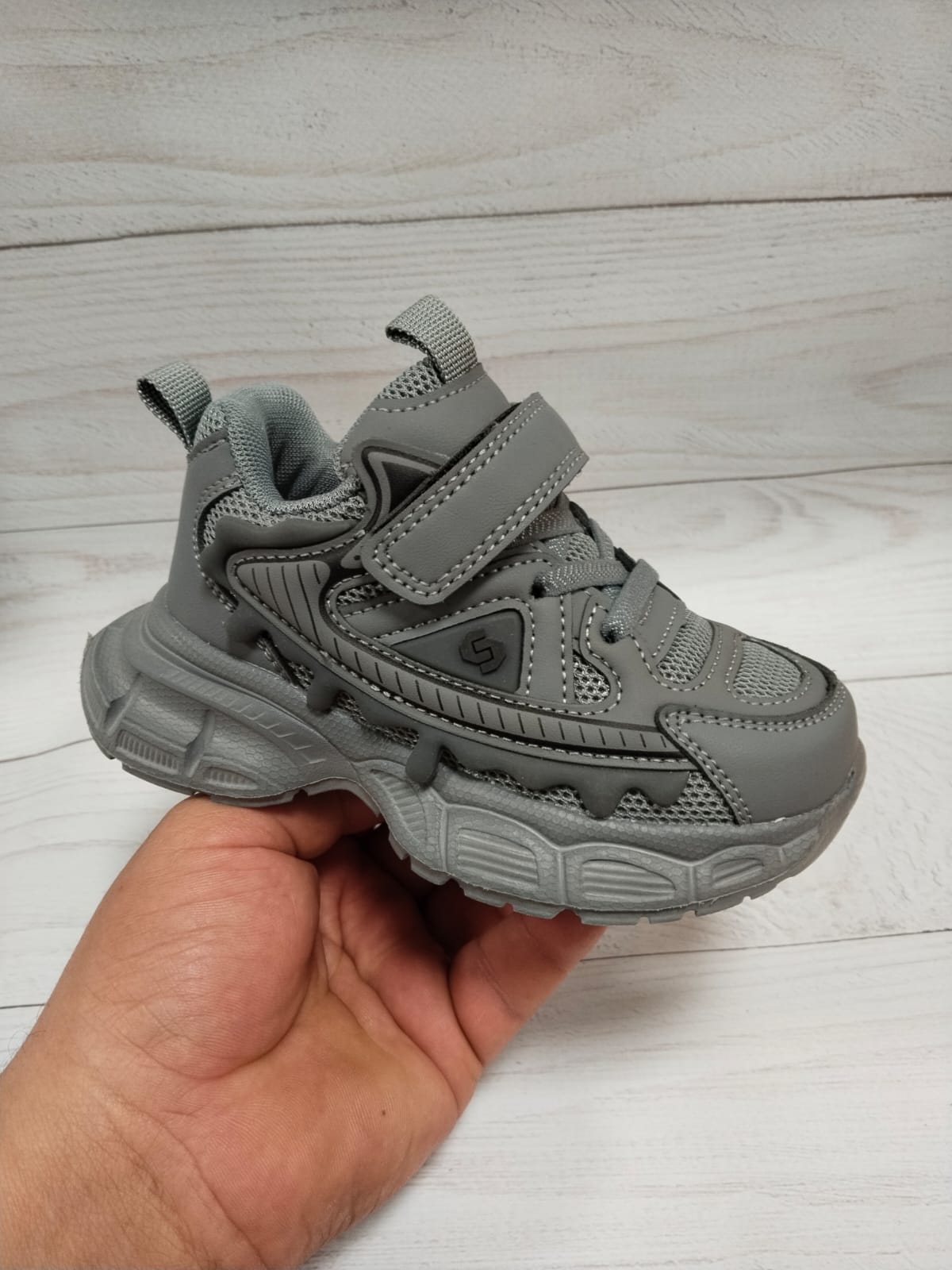 Детские кроссовки  FASHION SO-261-194 (8 пар в коробе, 26-31 размер)