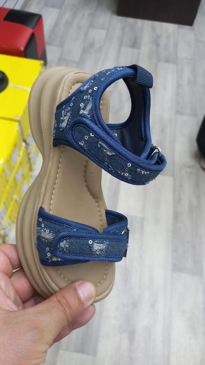 Детские босоножки  FASHION SO-254-405 (8 пар в коробе, 33-37 размер) Детские босоножки  FASHION SO-254-405 (8 пар в коробе, 33-37 размер)