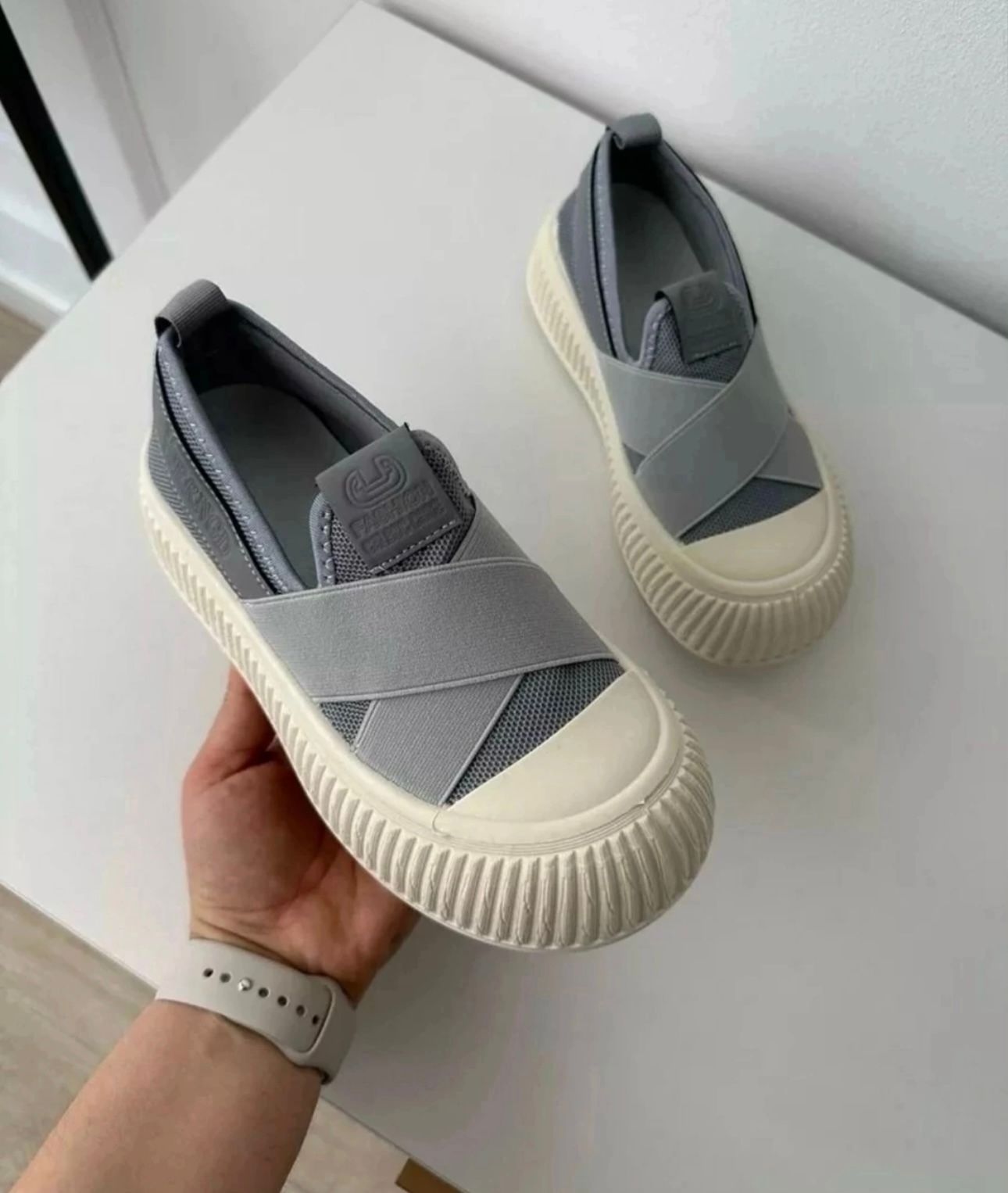 Женские кроссовки  FASHION SO-259-98 (8 пар в коробе, 36-41 размер)