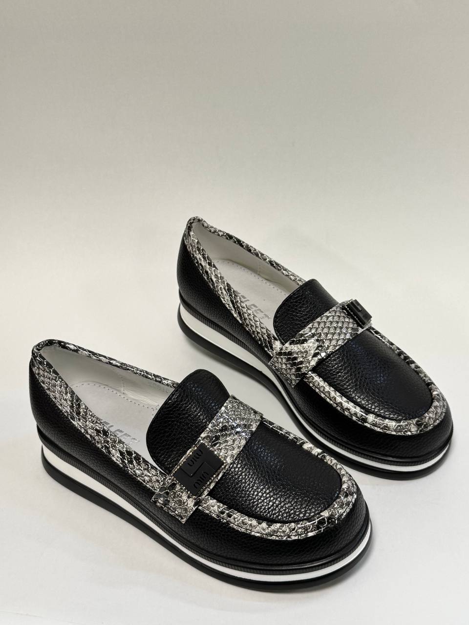 Детские туфли  FASHION SO-258-57 (6 пар в коробе, 31-36 размер)