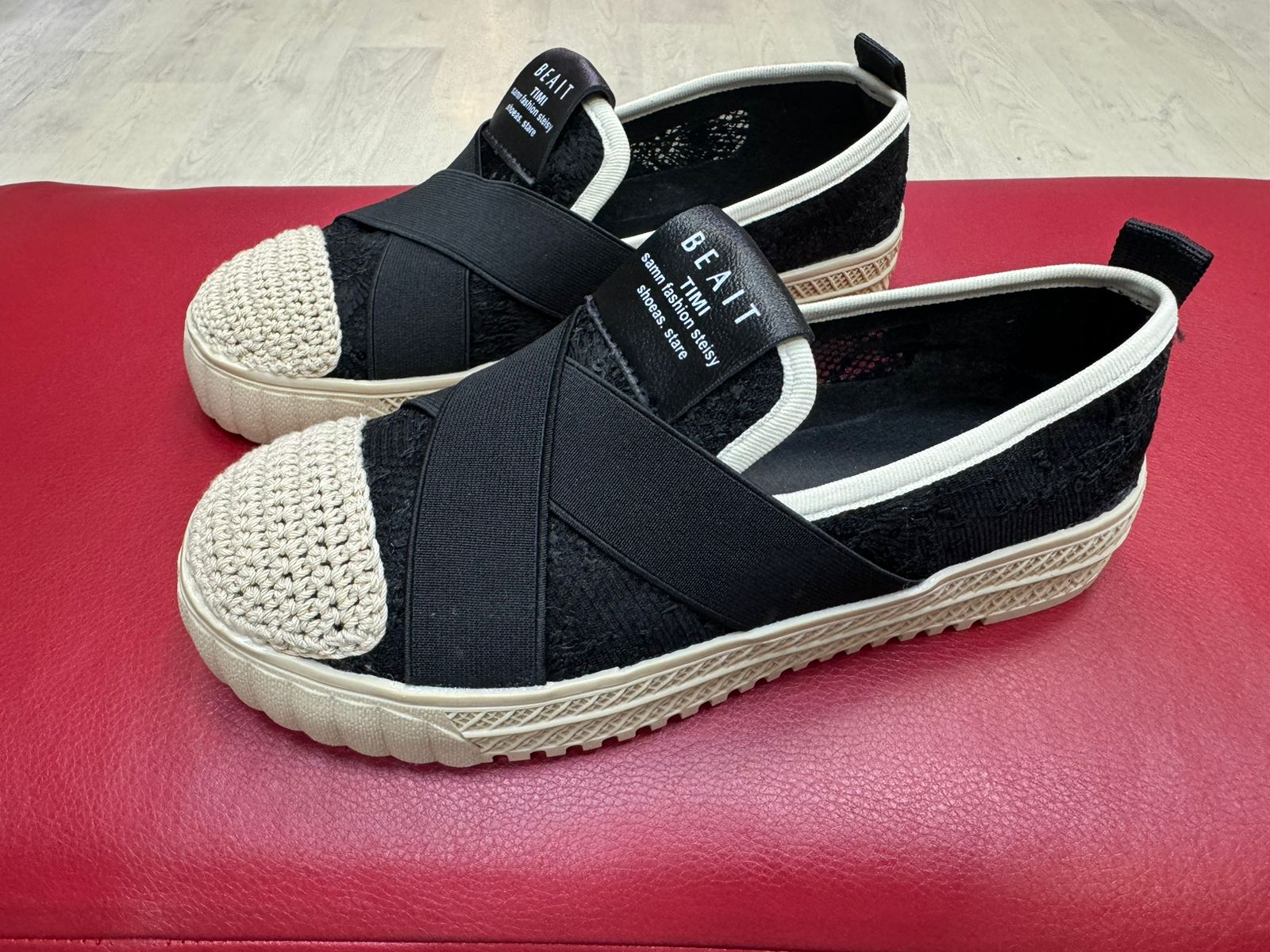 Женские весенние туфли SUYIFEIYA SO-246-164 (8 пар в коробе, размер 36-41)