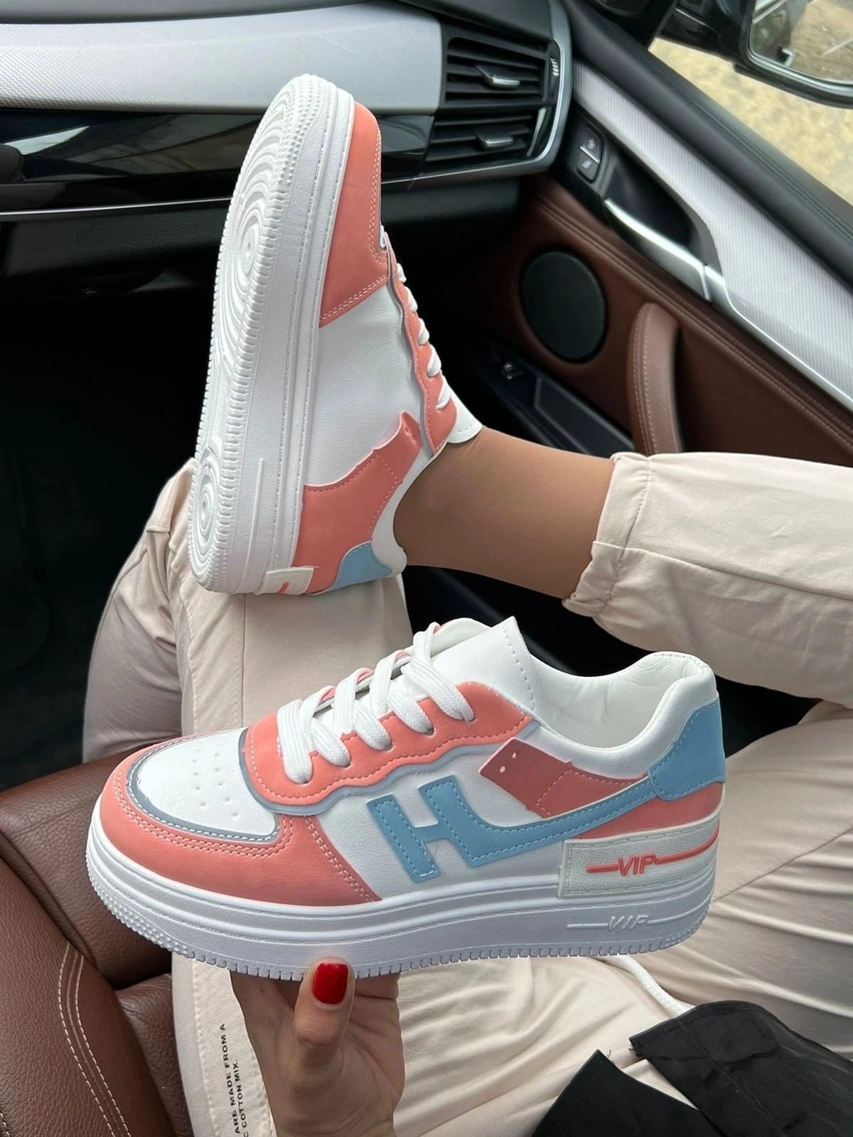 Женские весенние кроссовки FASHION SO-216-72 (8 пар в коробе, размер 36-41)