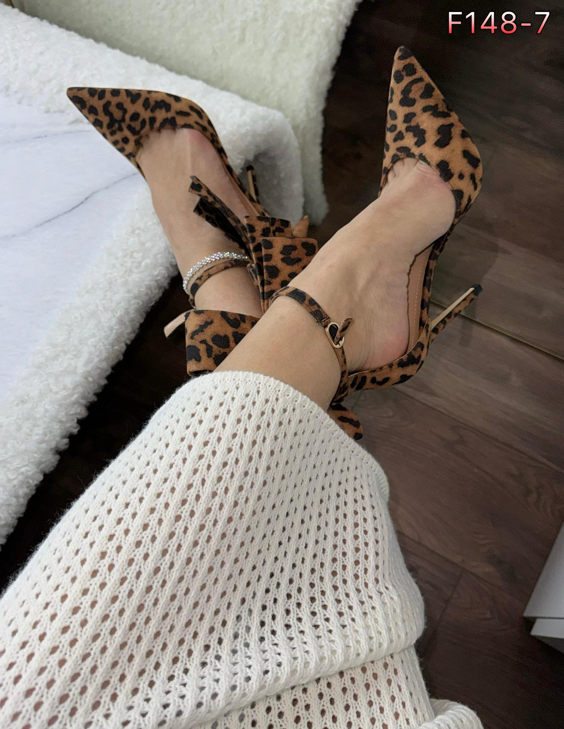 Женские босоножки  FASHION SO-255-49 (6 пар в коробе, 36-40 размер)