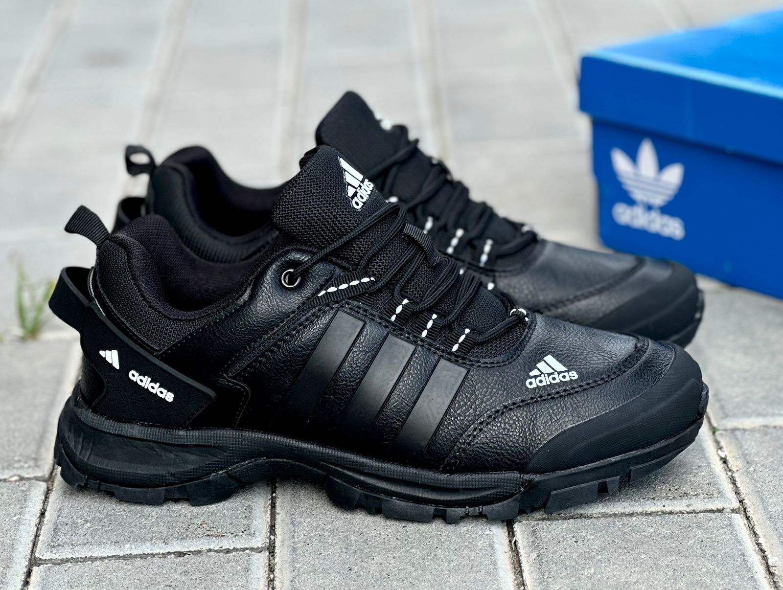 Мужские кроссовки  AIR SO-251-217 (8 пар в коробе, 41-46 размер)