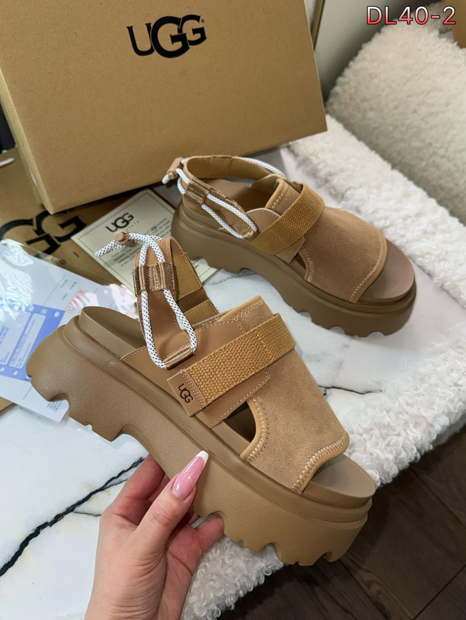 Женские босоножки  ARAZ SO-253-48 (8 пар в коробе, 36-40 размер)