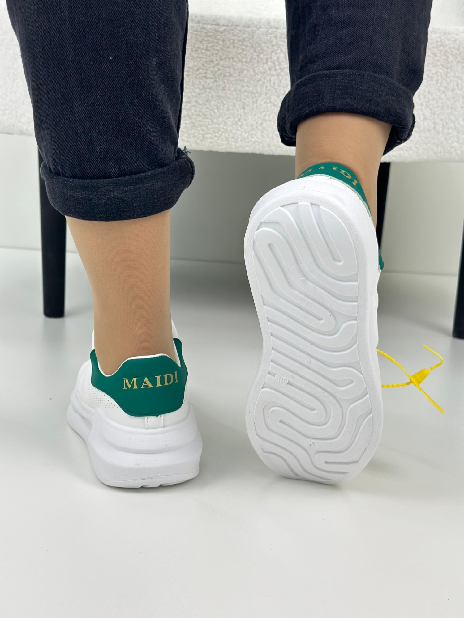 Женские весенние кроссовки AIR SO-216-112 (8 пар в коробе, размер 36-41)