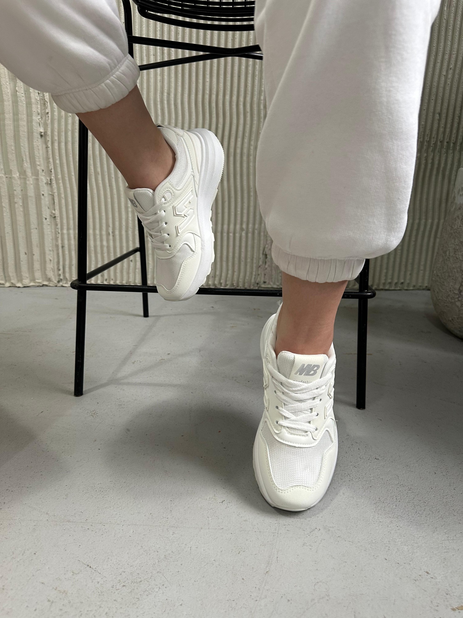 Женские кроссовки  FASHION SO-252-292 (8 пар в коробе, 36-41 размер)