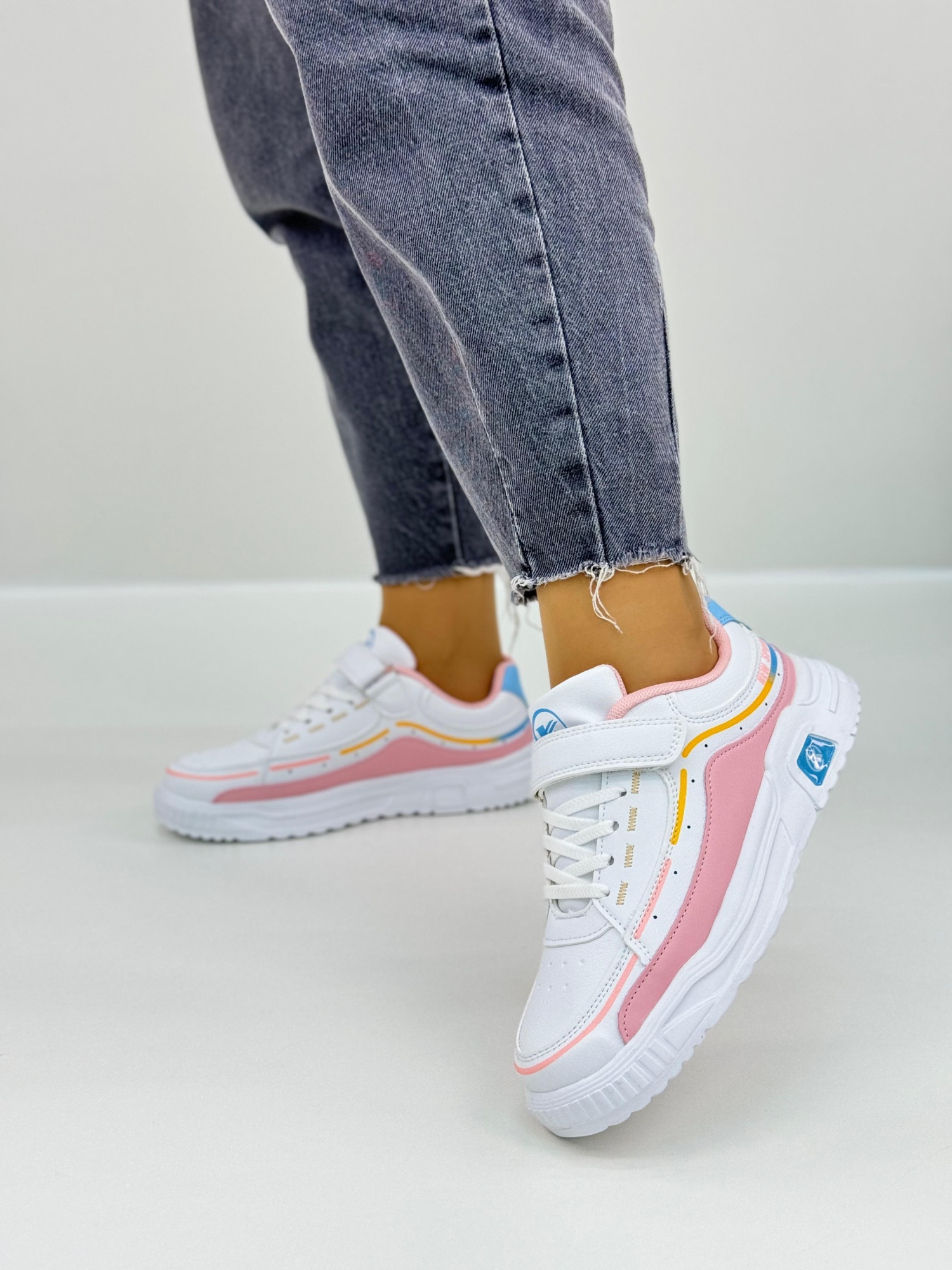 Женские весенние кроссовки FASHION SO-244-62 (8 пар в коробе, размер 36-41)