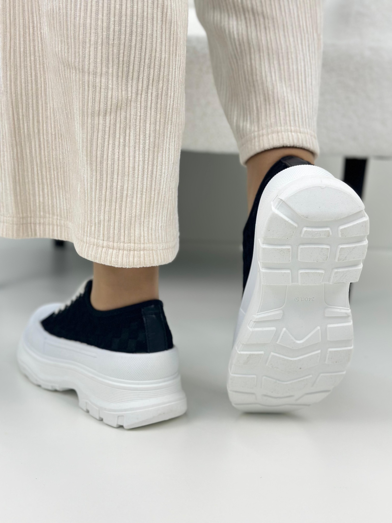 Женские весенние кроссовки AIR SO-216-119 (8 пар в коробе, размер 36-41)